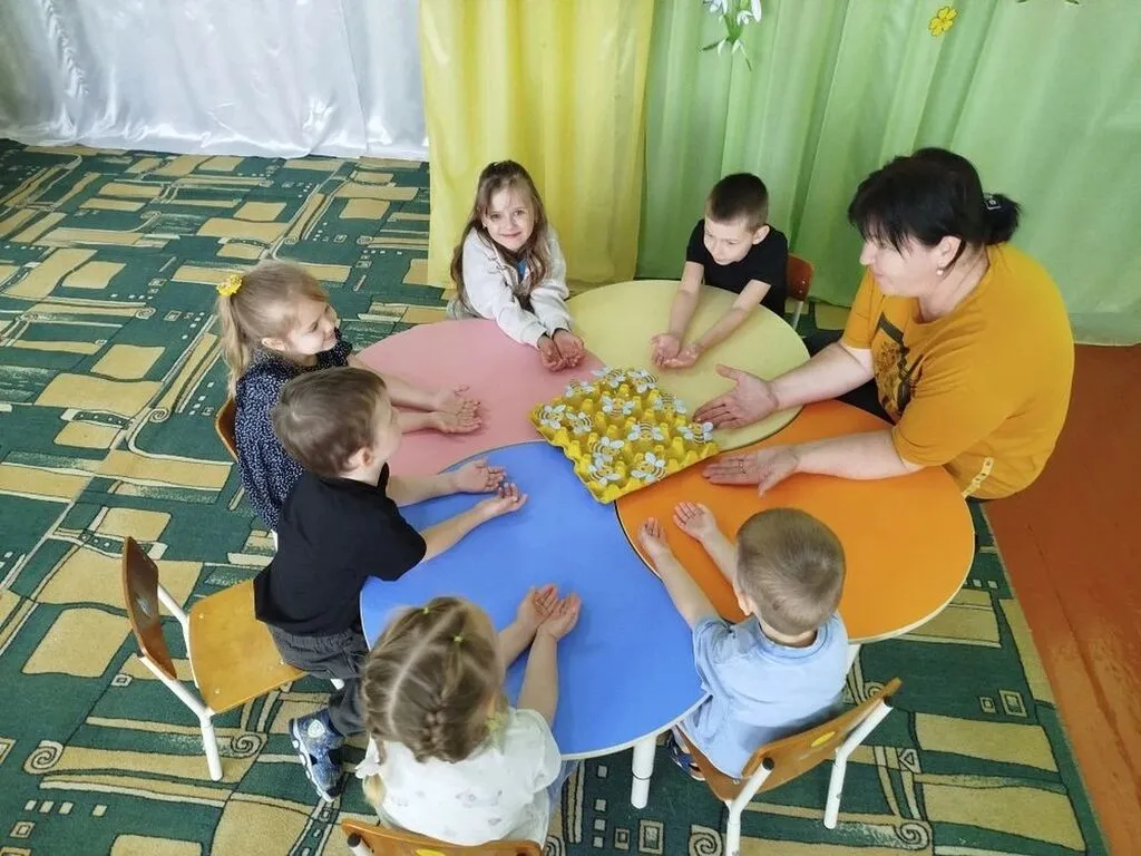 1000086183